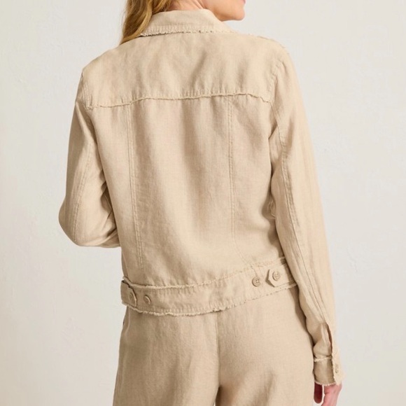 Tommy Bahama Two Palms Linen Raw-Edge Jacket - Picture 2 of 16